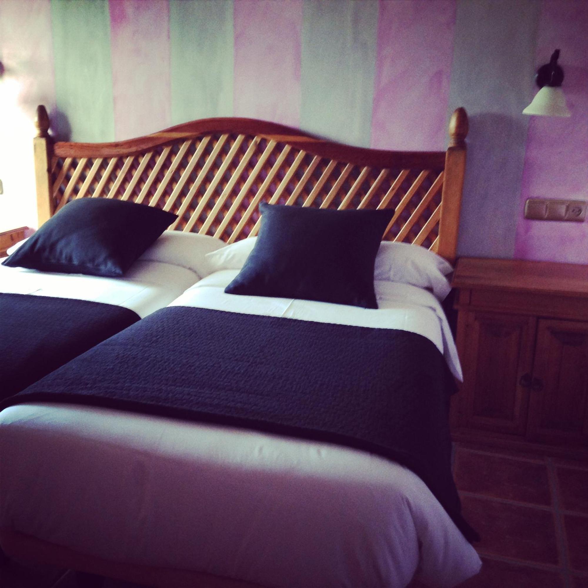 Hotel Rural La Lluriga La Galguera Chambre photo